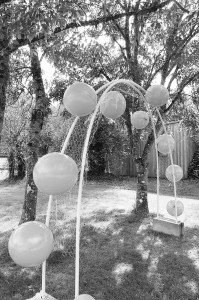 arche-noir-blanc-ballon