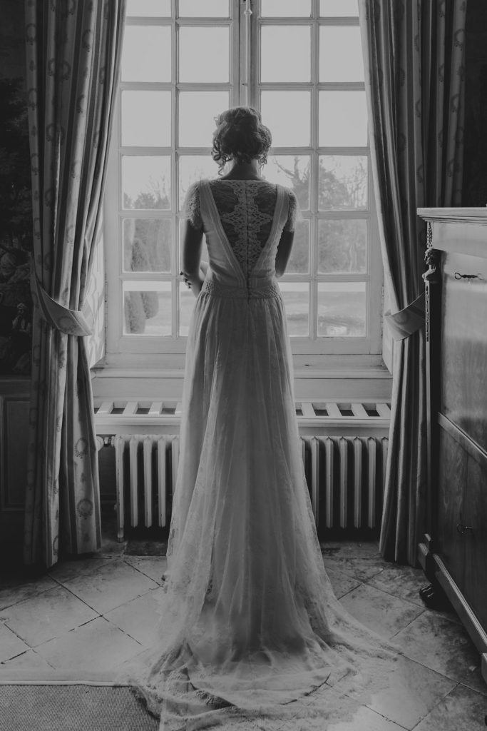 Pimprunelle photography - le wedding magazine - robe de mariée - wedding gown