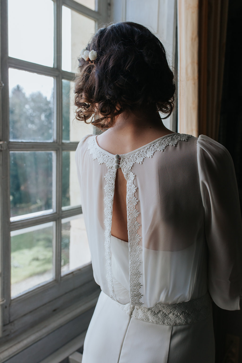 Pimprunelle photography - le wedding magazine - robe de mariée - wedding gown
