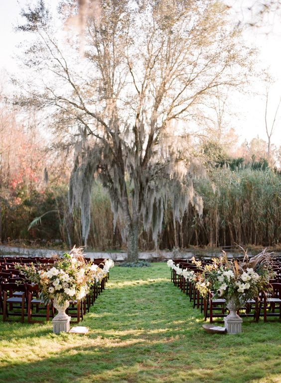 Jose Villa- le wedding magazine-Arche de cérémonie