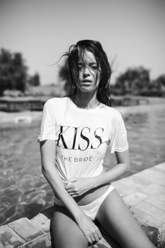 Tee-shirt By Romance 28 €