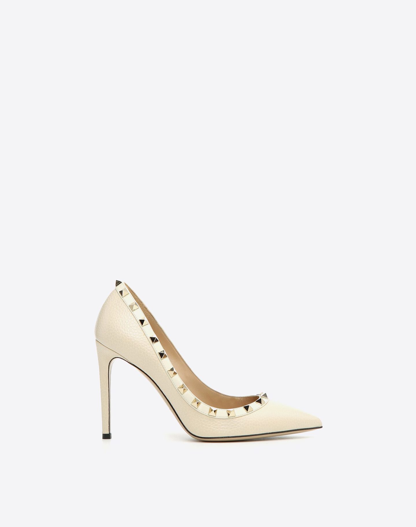 Le Wedding Magazine - ©Valentino - Escarpin Rockstud - Sélection