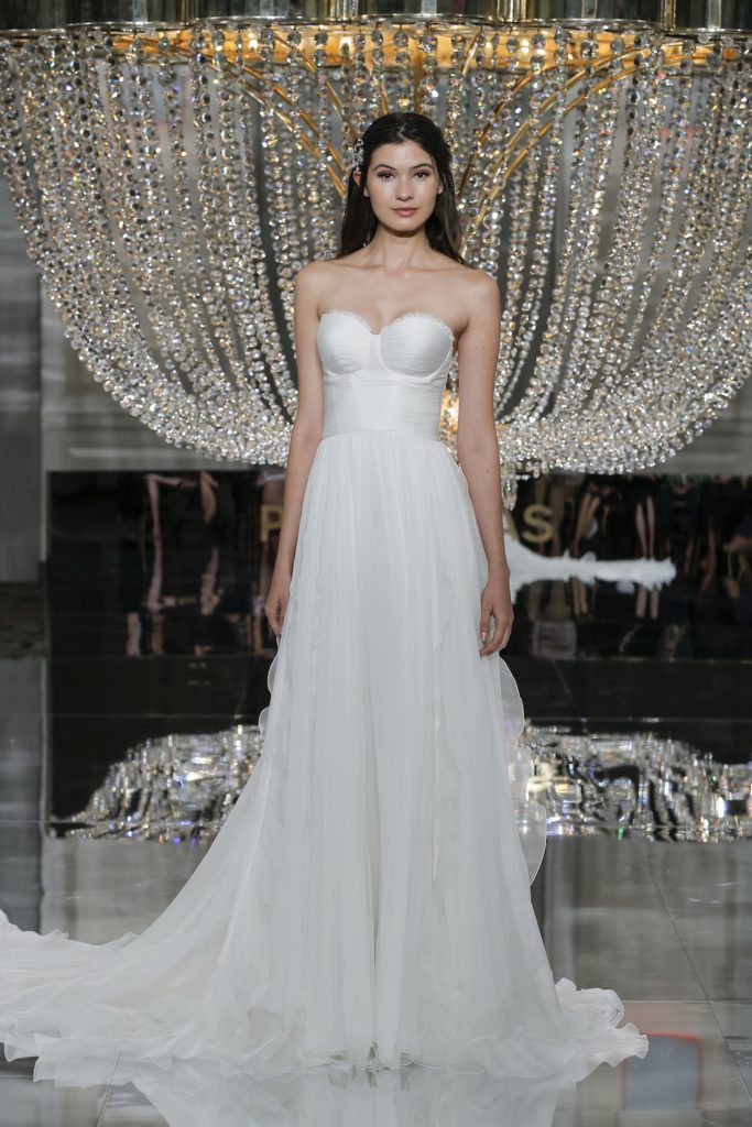 New York BRIDAL FASHION WEEK OCT2017