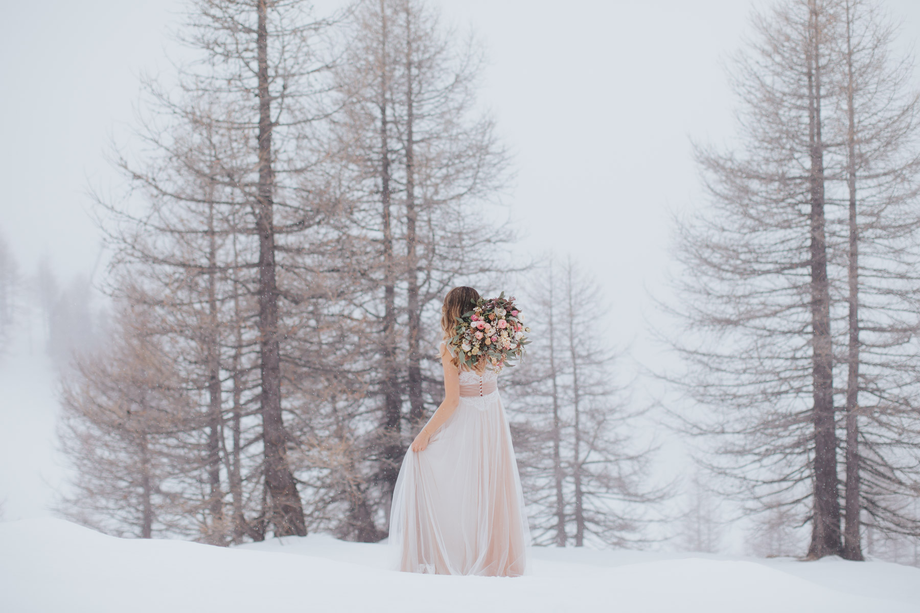Le Wedding Magazine - ©Lora’s Photography