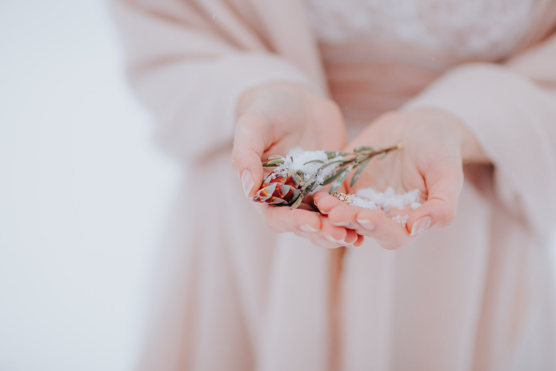 Le Wedding Magazine - ©Lora’s Photography