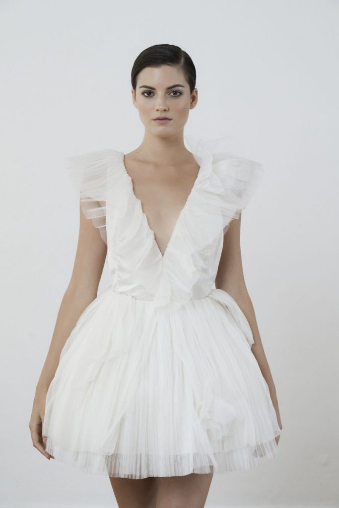 Robe de mariée à volant