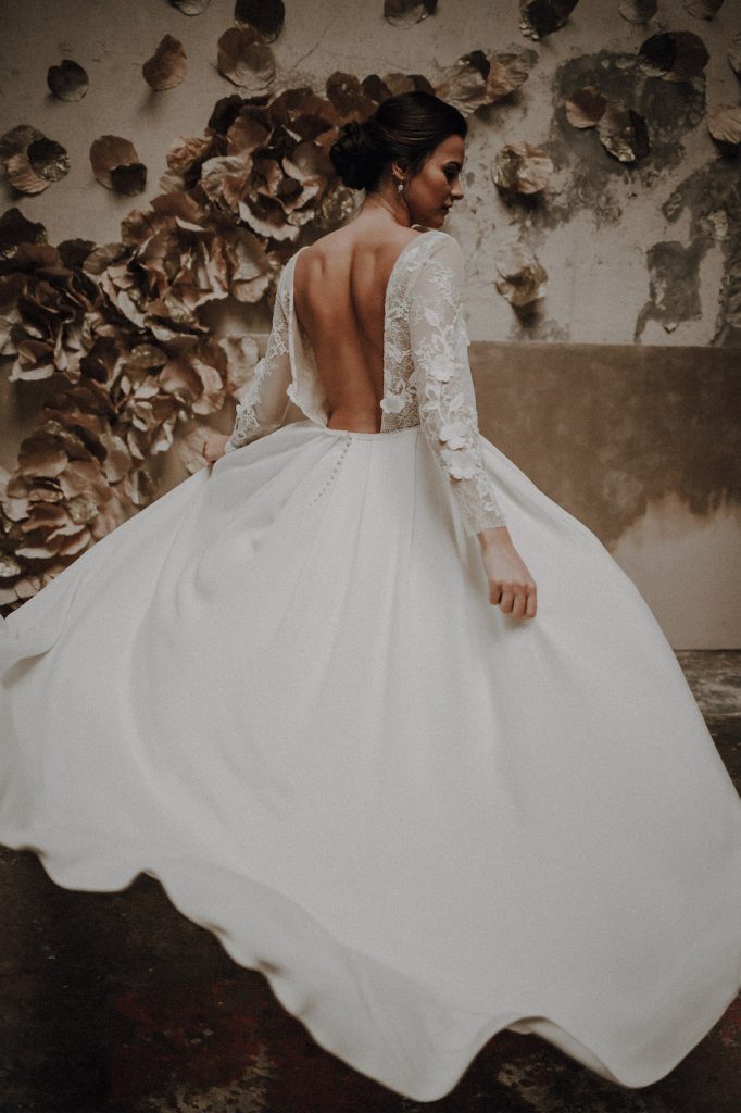 Robe de mariée dos nu