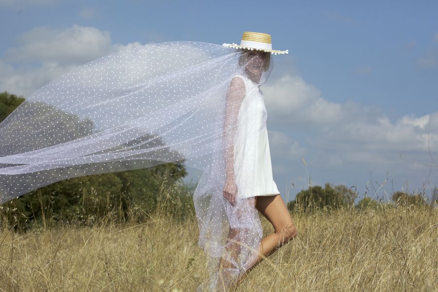 Robe de mariée simple avec voile