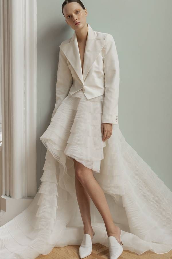 Robe de mariée courte avec veste