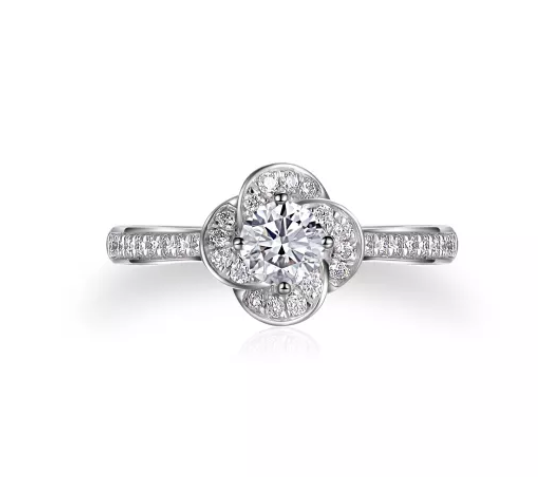 Bague de fiançailles solitaire avec diamant