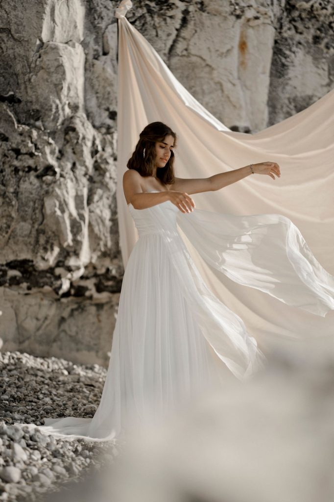 Robe de mariée bustier pour se marier à la mer