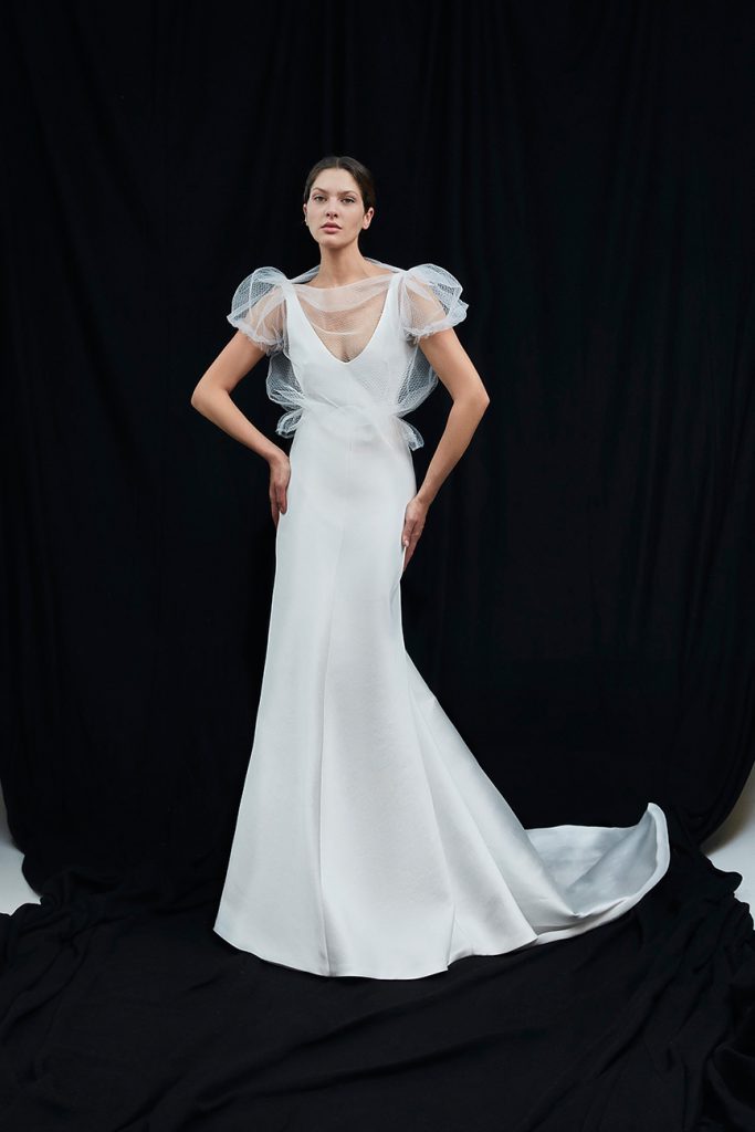 Robe de mariée avec transparence