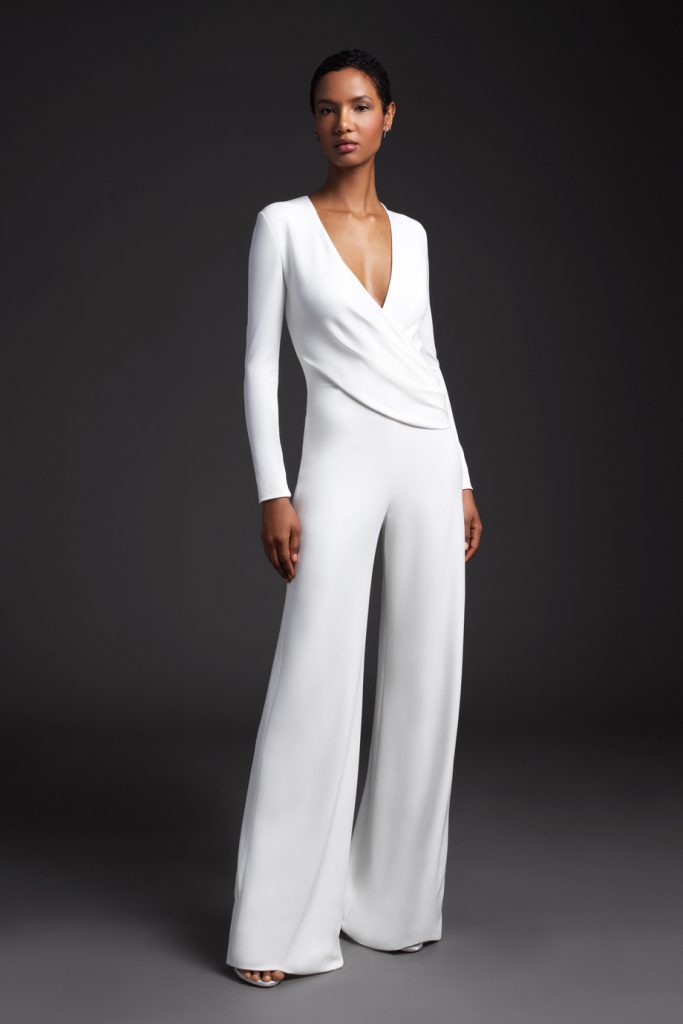 Combinaison de mariée simple