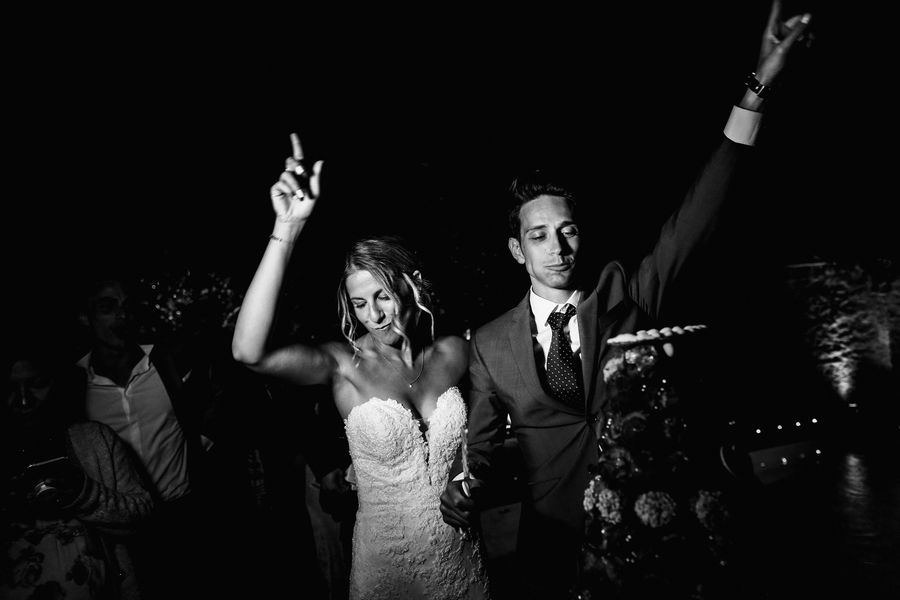Les mariés lors de la soirée de mariage