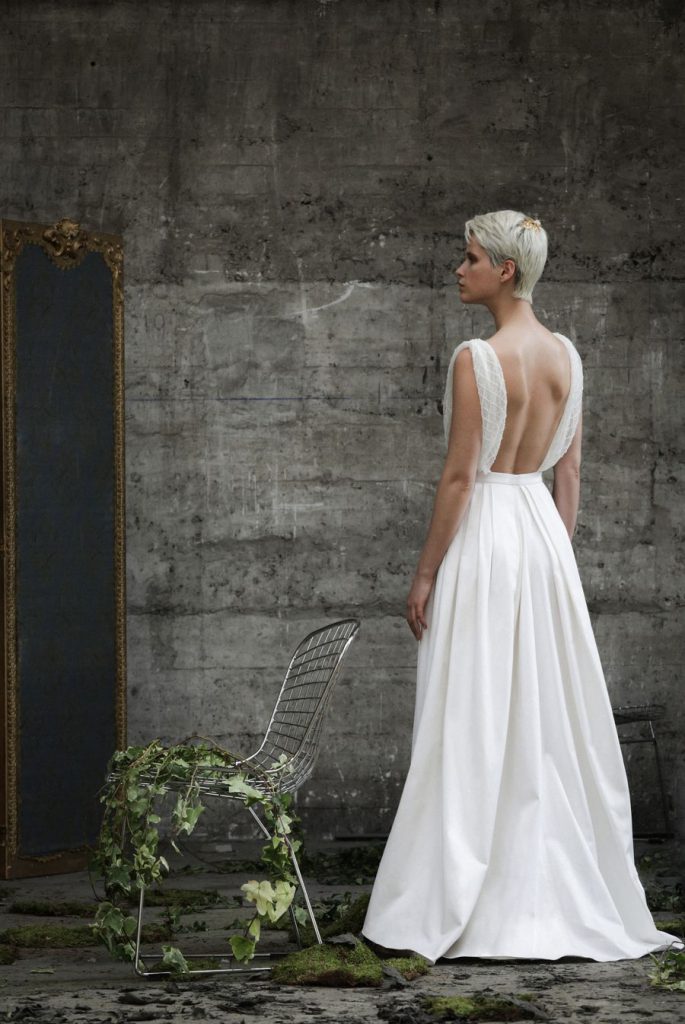 Robe de mariée dos nu