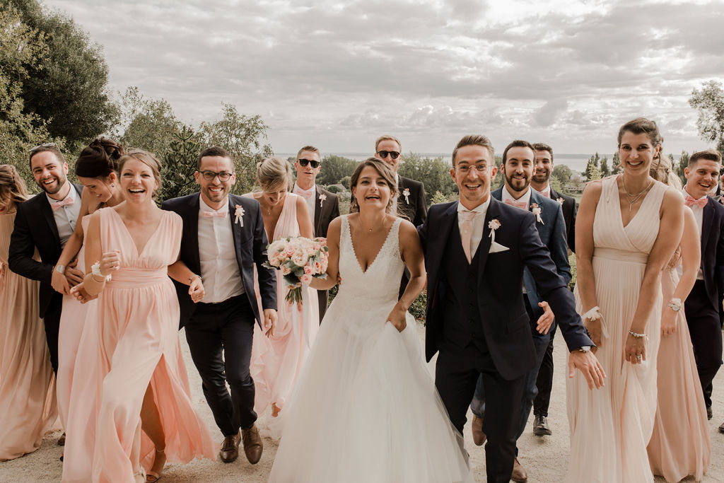 Les mariés et leurs invités