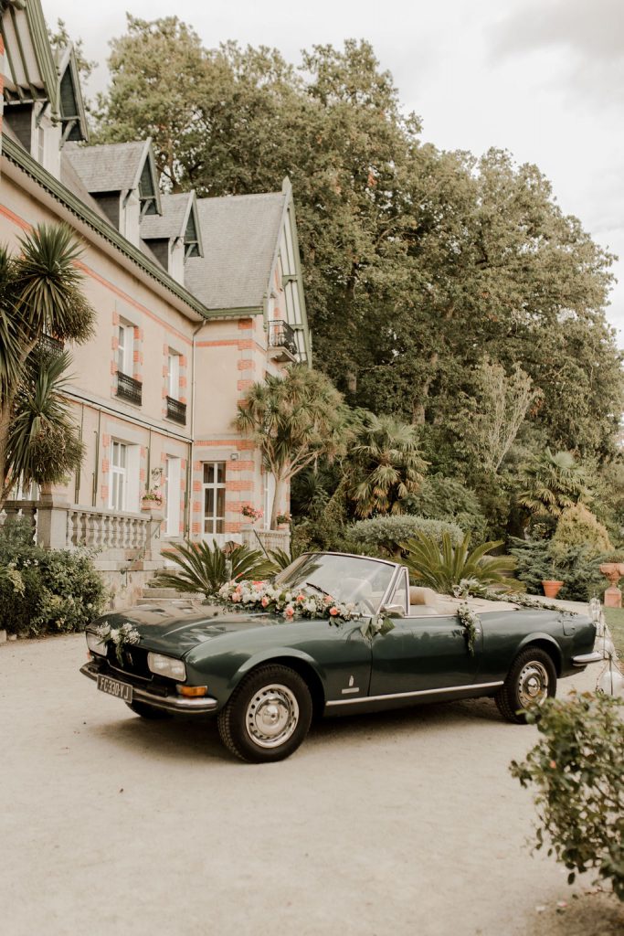 La voiture des mariés