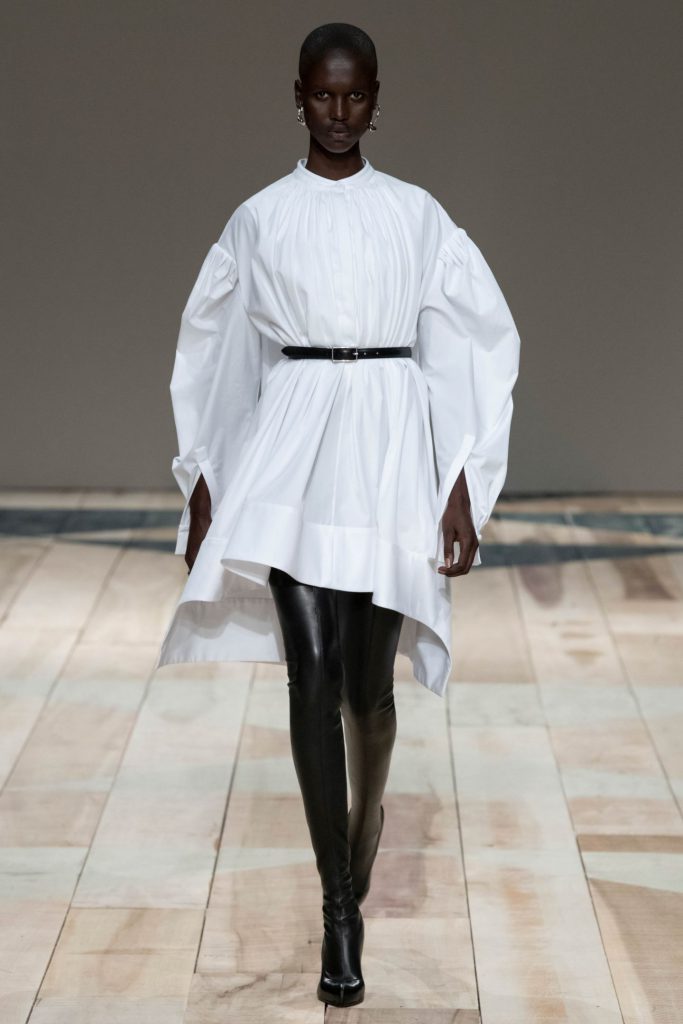 Fashion Week prêt-à-porter Automne/Hiver 2020-2021 - Alexander McQueen