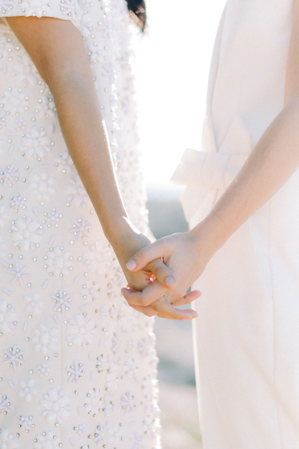 Coralie & Rei : Un elopement en bord de mer