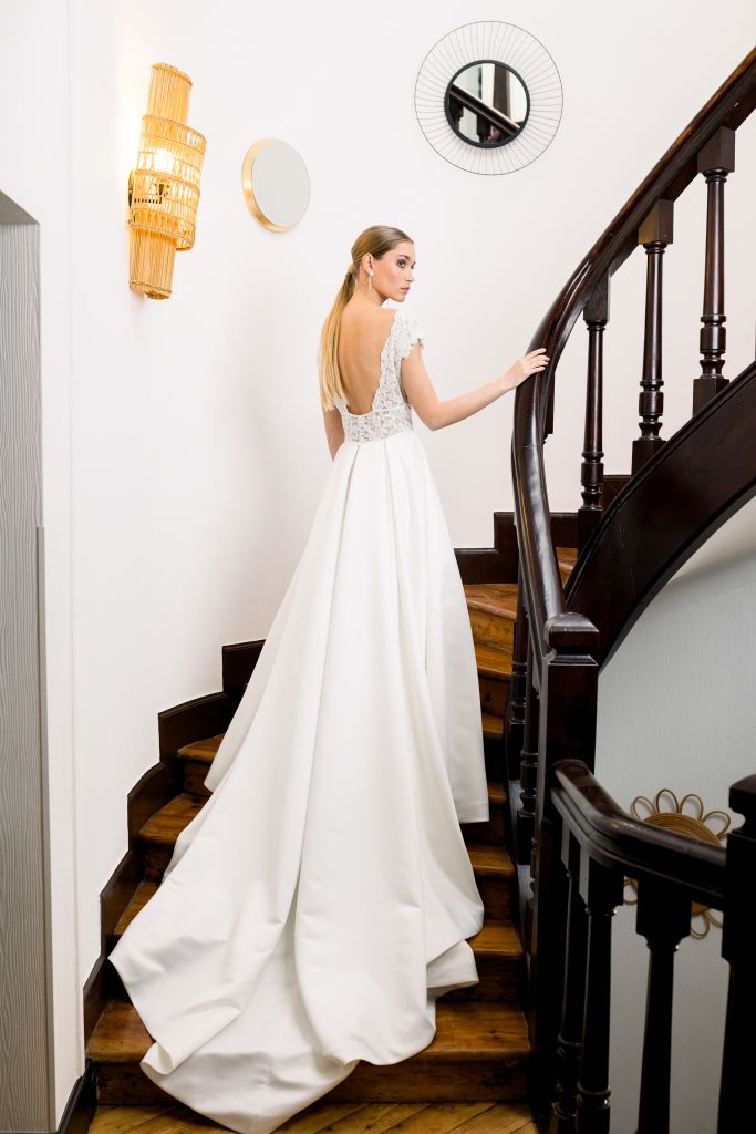 Robes dos-nu