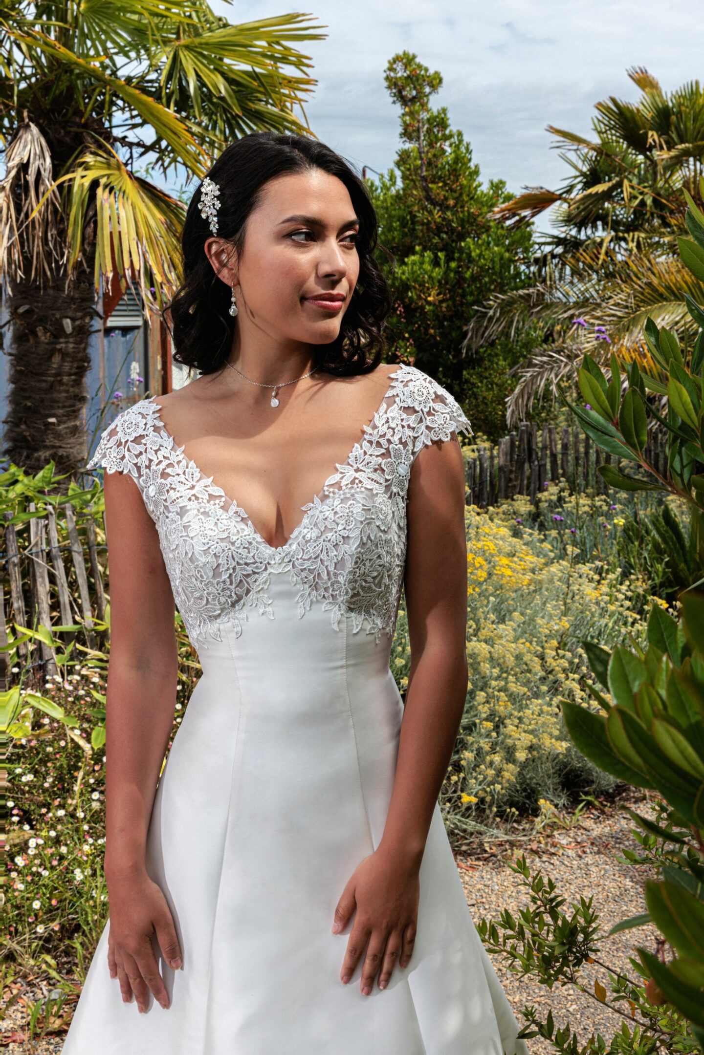 Églantine Mariages & Cérémonies : Collection 2023 - Robes de mariée