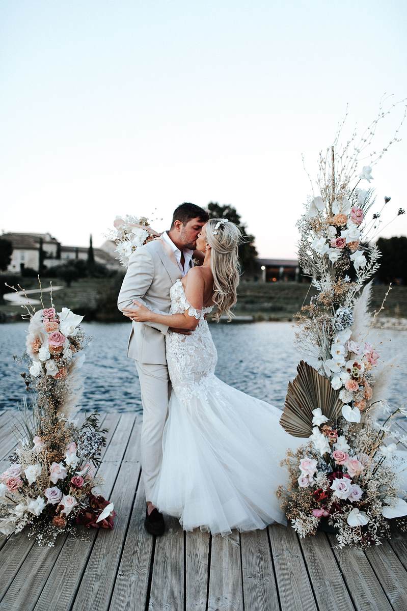 Albe Editions - wedding - mariage - Tepee sauvage - Compositions florales