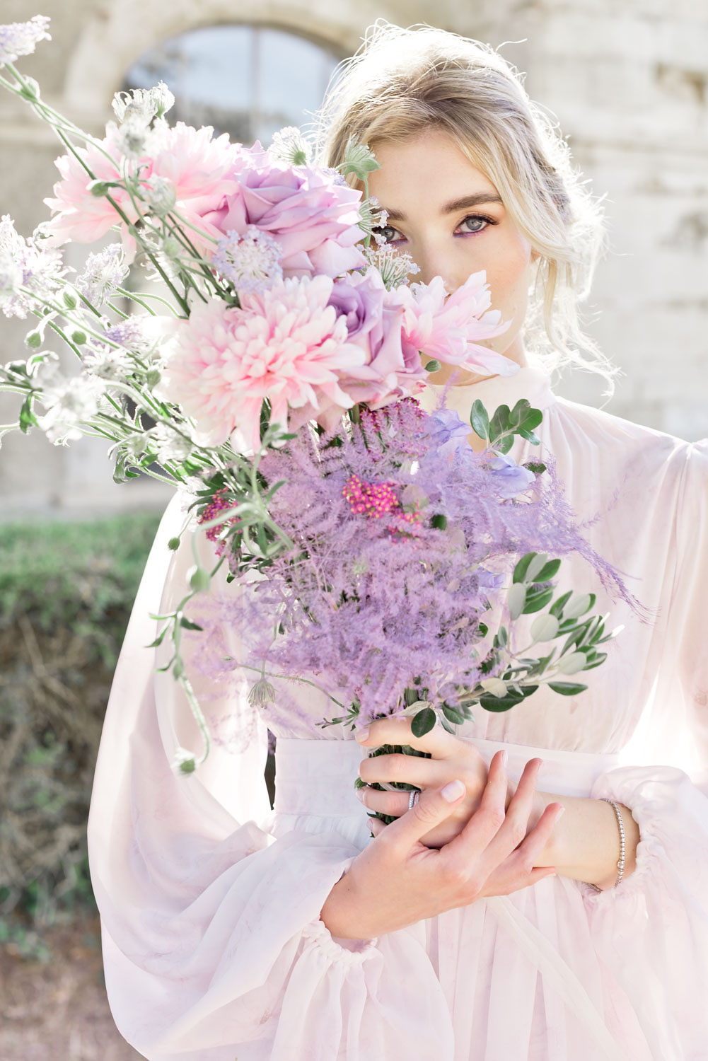 Albe Editions mariage et wedding - Shooting inspiration Mickael courtois - La charteuse de Valbonne - Fine art