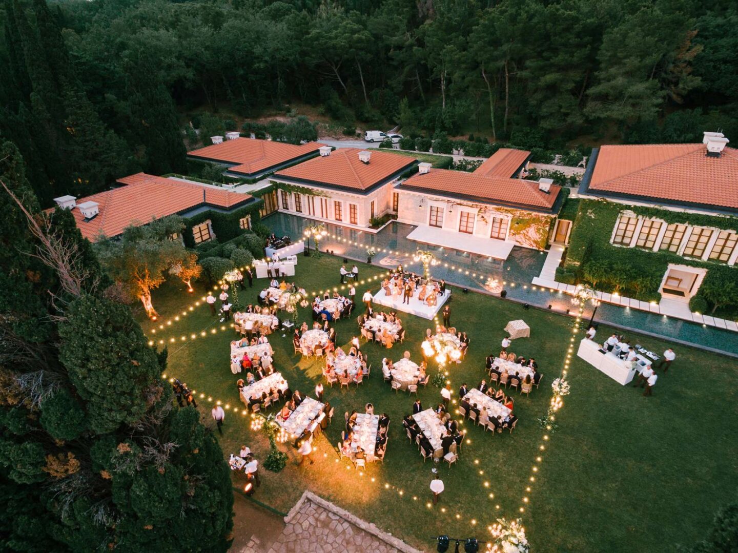 Albe EDITIONS - mariage - wedding - organiser mariage châteaux
