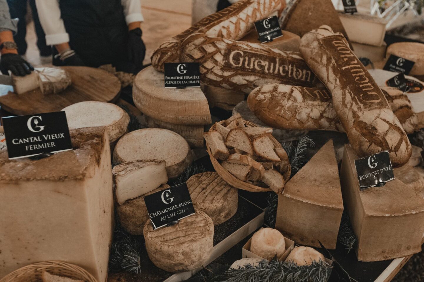 Albe Editions - Blog mariage - Wedding - Vrai mariage - Elsa Gary - Bohème au Château de Poudenas