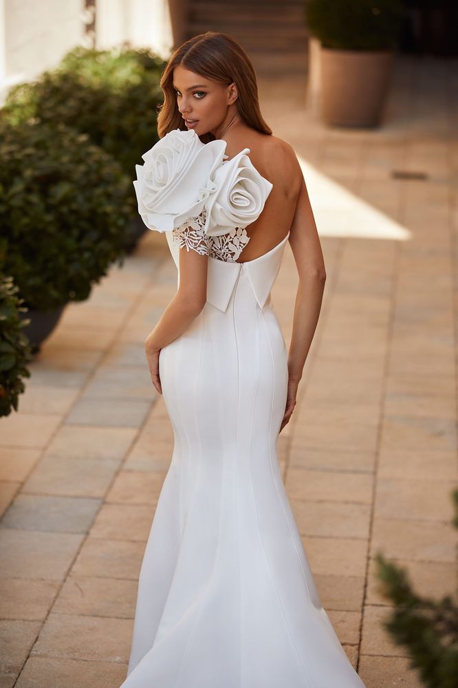 Albe Editions - Blog mariage - Wedding - Sélection - Tenues mariée florale