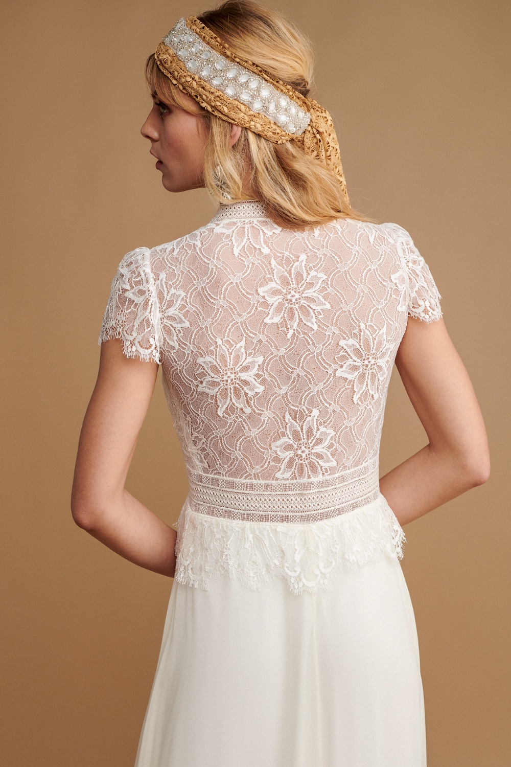 Albe Editions - Blog mariage - Wedding - Sélection - Tenues mariée florale