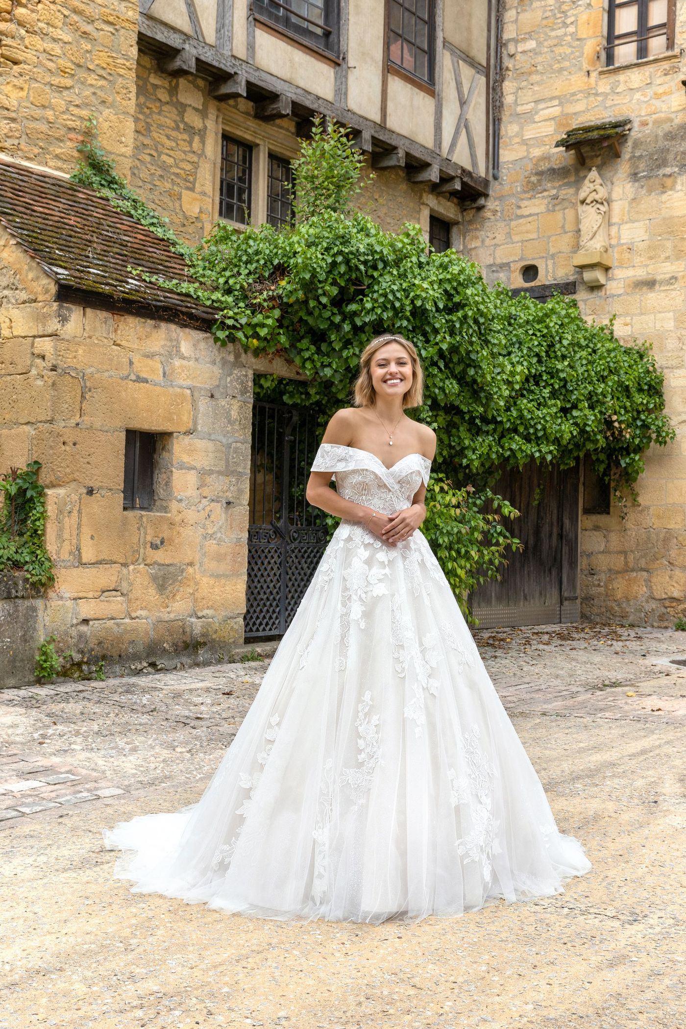 Églantine Créations : Collection 2024 - Robes de mariée