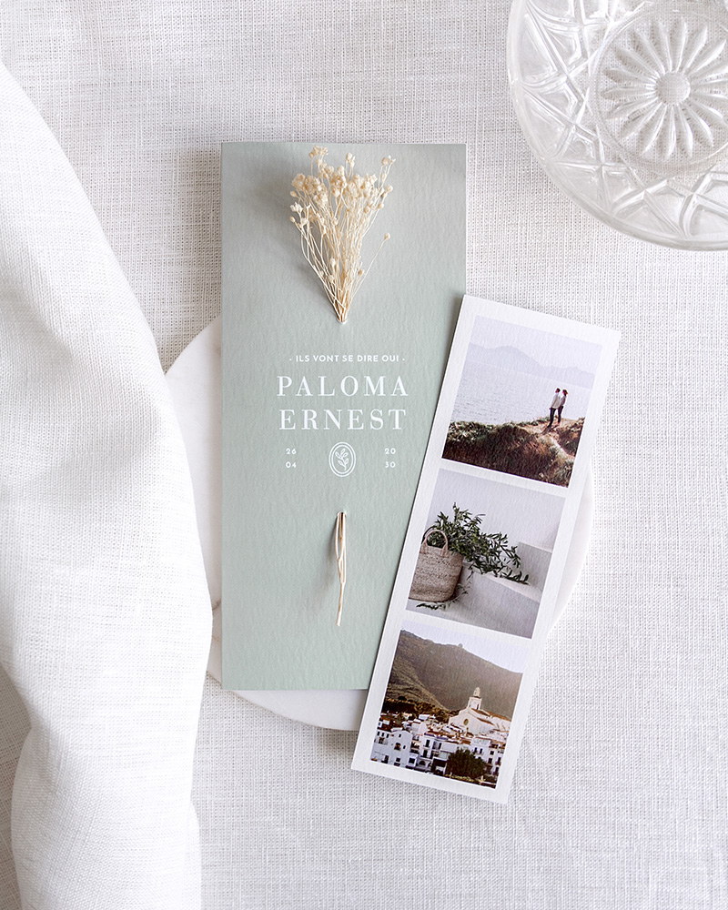 faire-part pour mariages intemporels avec des fleurs séchées