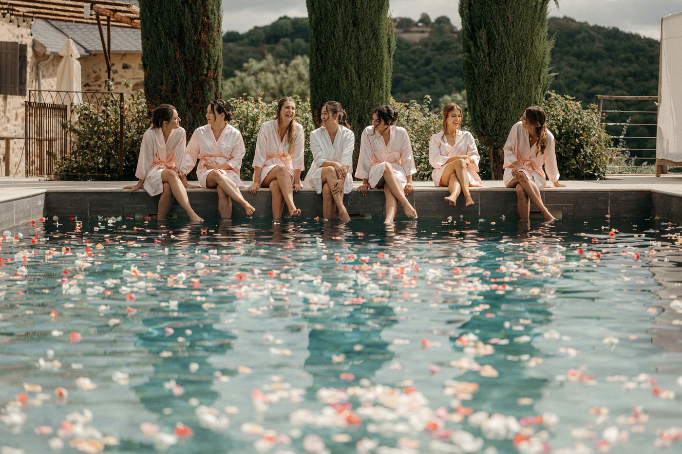Candice & Daniel : Un mariage lumineux et fleuri dans l'Aveyron