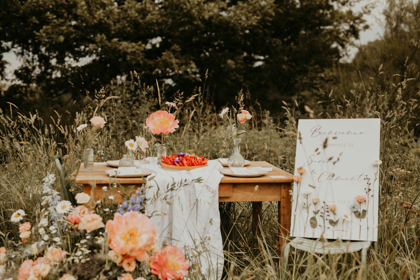Inspiration : Flower Power - Un mariage champêtre et coloré