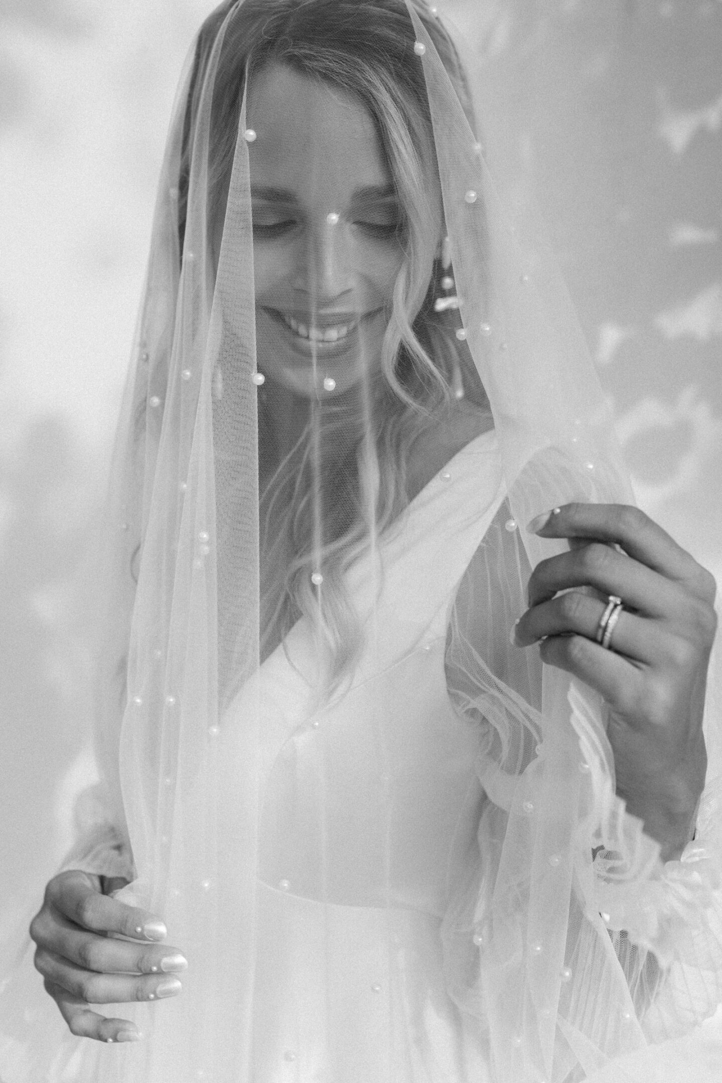 Tendance : Le grand retour du voile de mariée en 2024 ! Elisabeth Veil