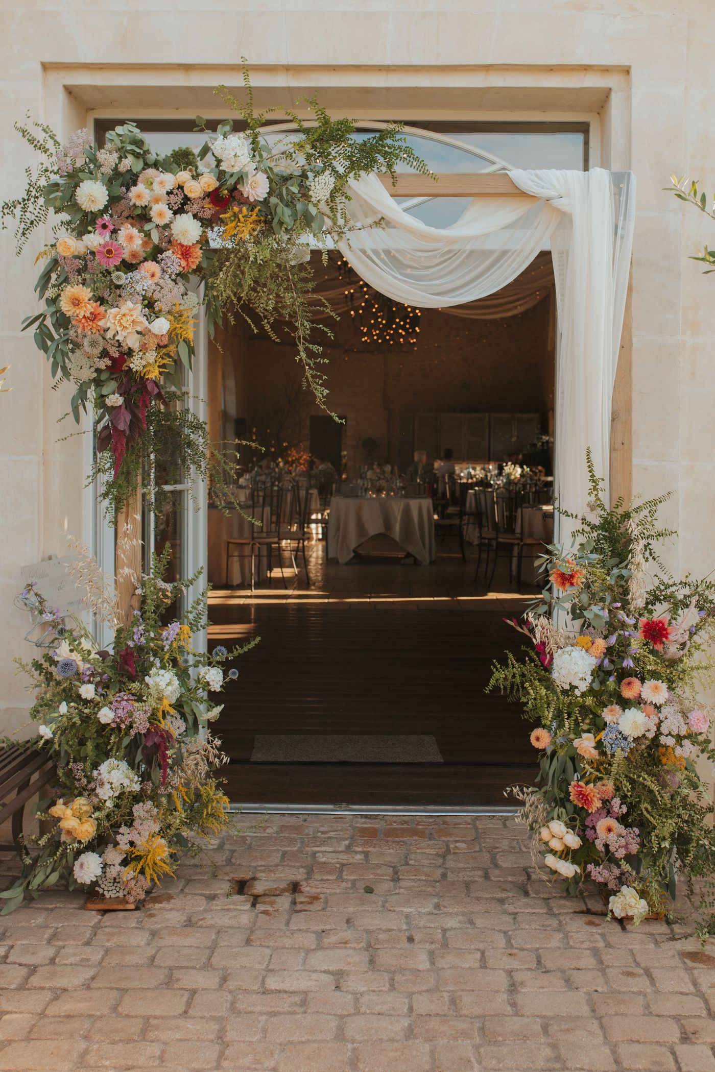 Audrey & Philippe : Un Mariage féérique au Manoir de Chivré