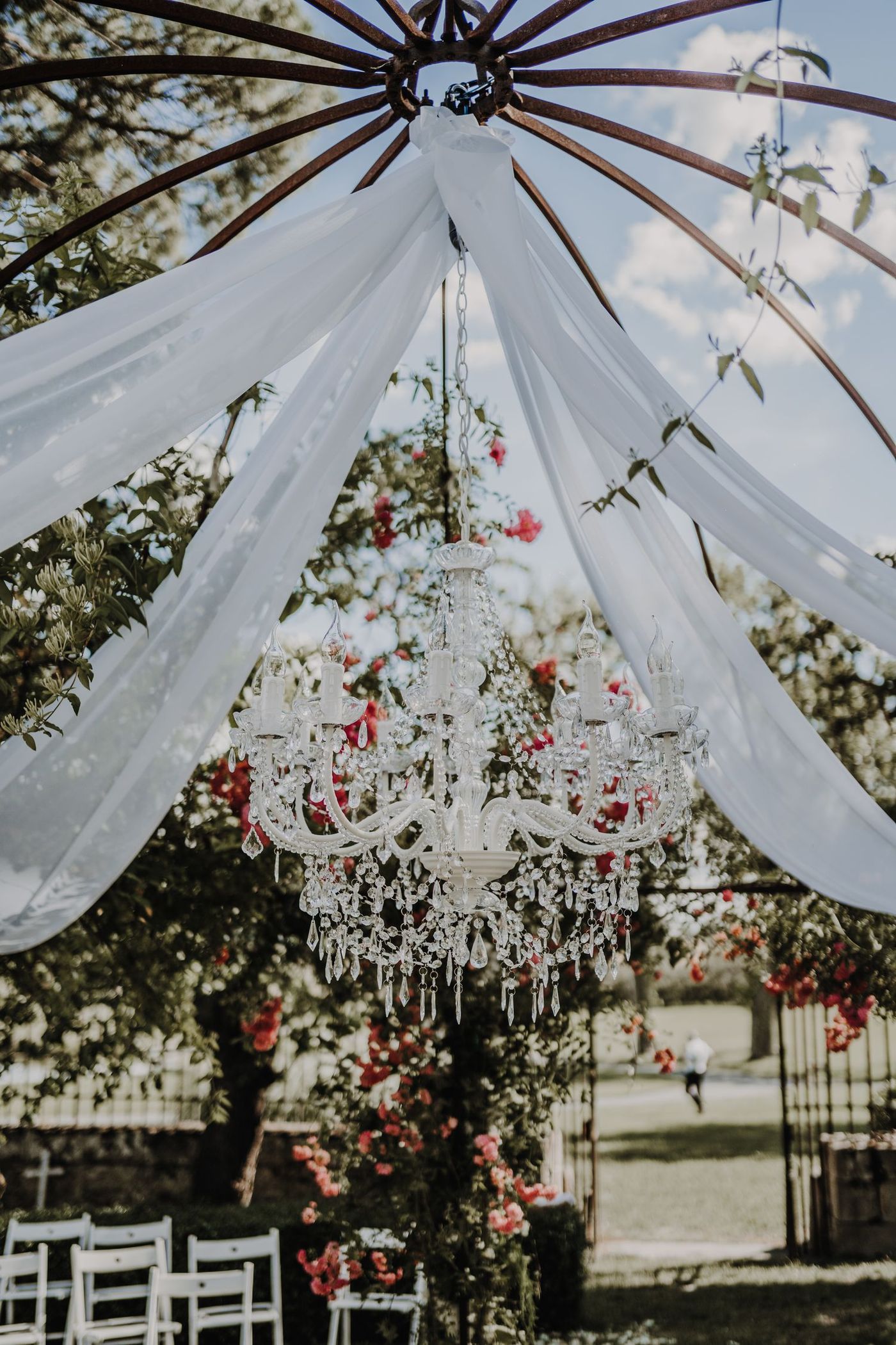 Clara & Mathieu : Un mariage aux notes bleues dans le Tarn