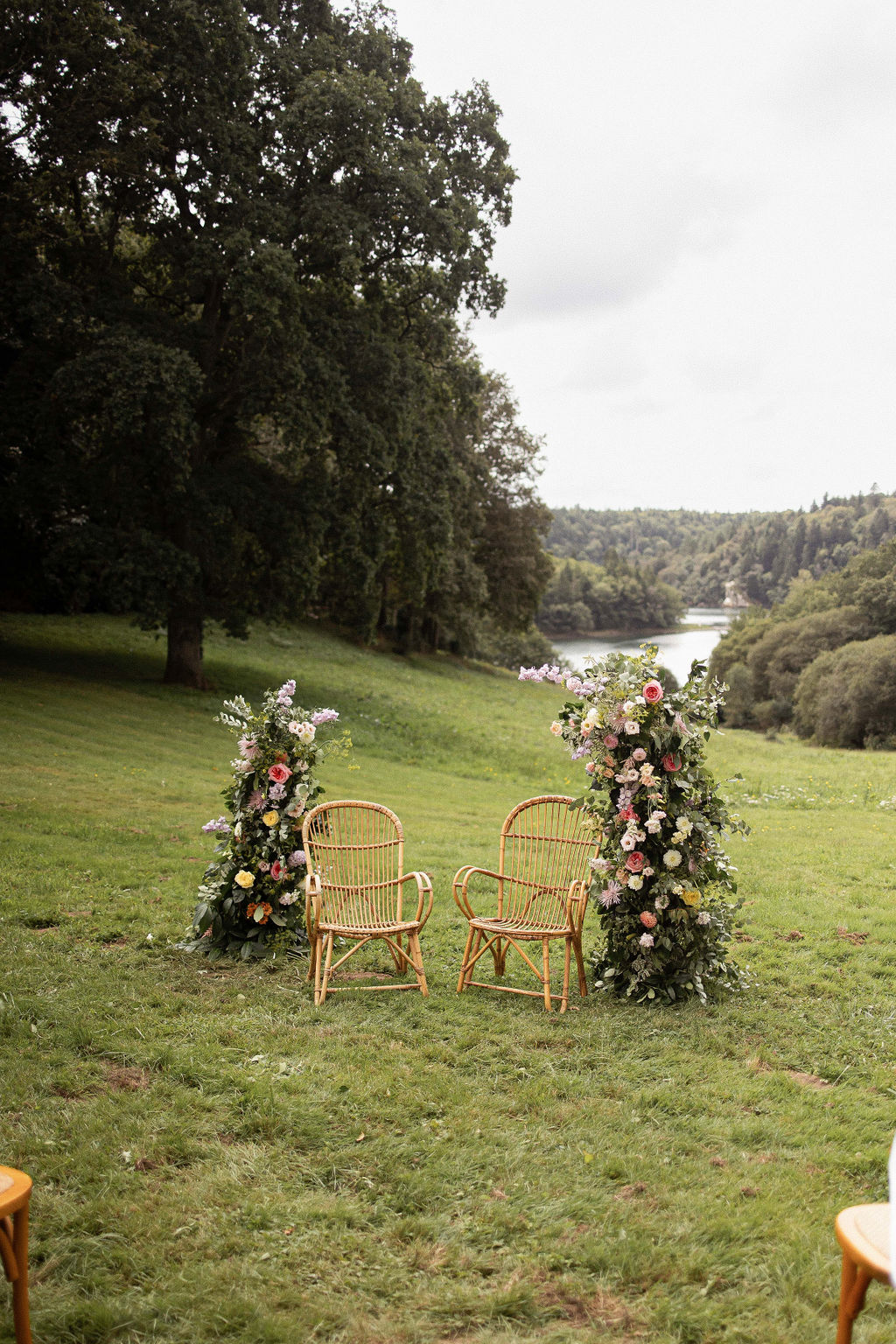 Audrey & Dan : Un mariage élégant et fleuri près de Quimper