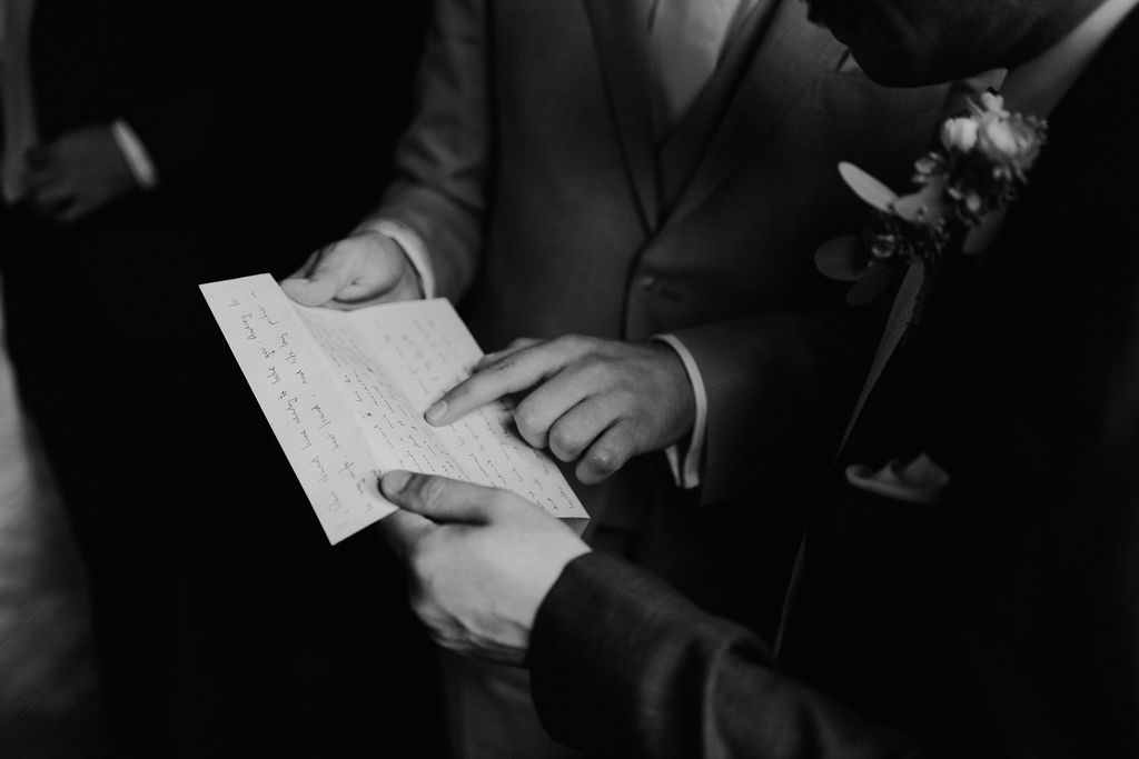 Audrey & Dan : Un mariage élégant et fleuri près de Quimper