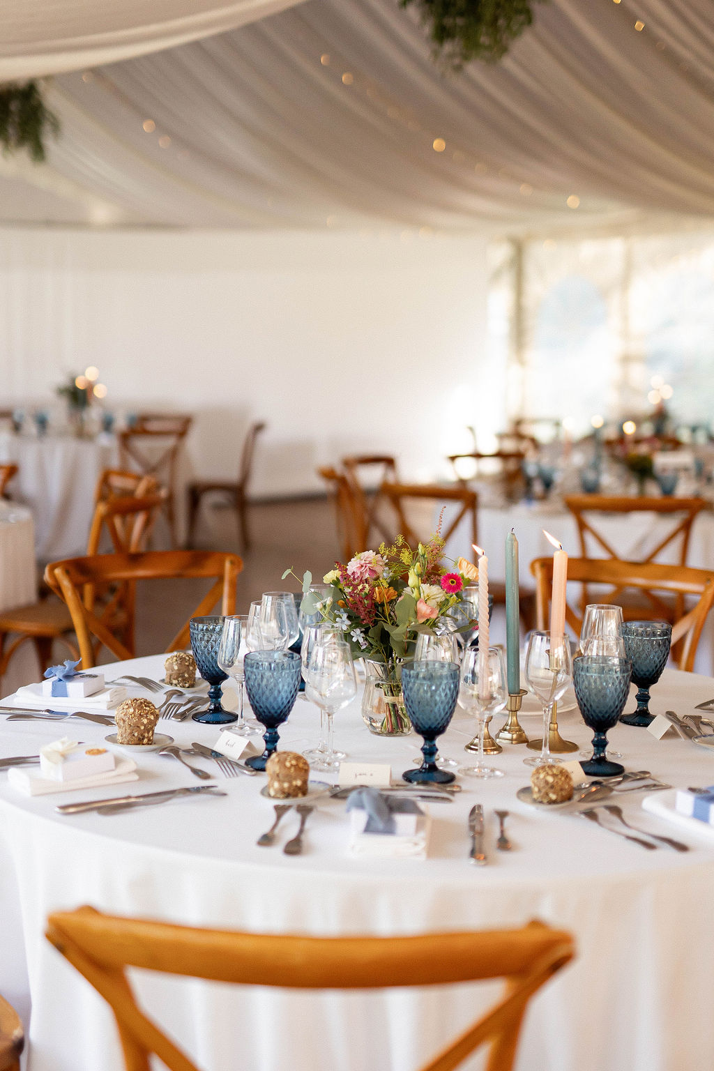 Audrey & Dan : Un mariage élégant et fleuri près de Quimper