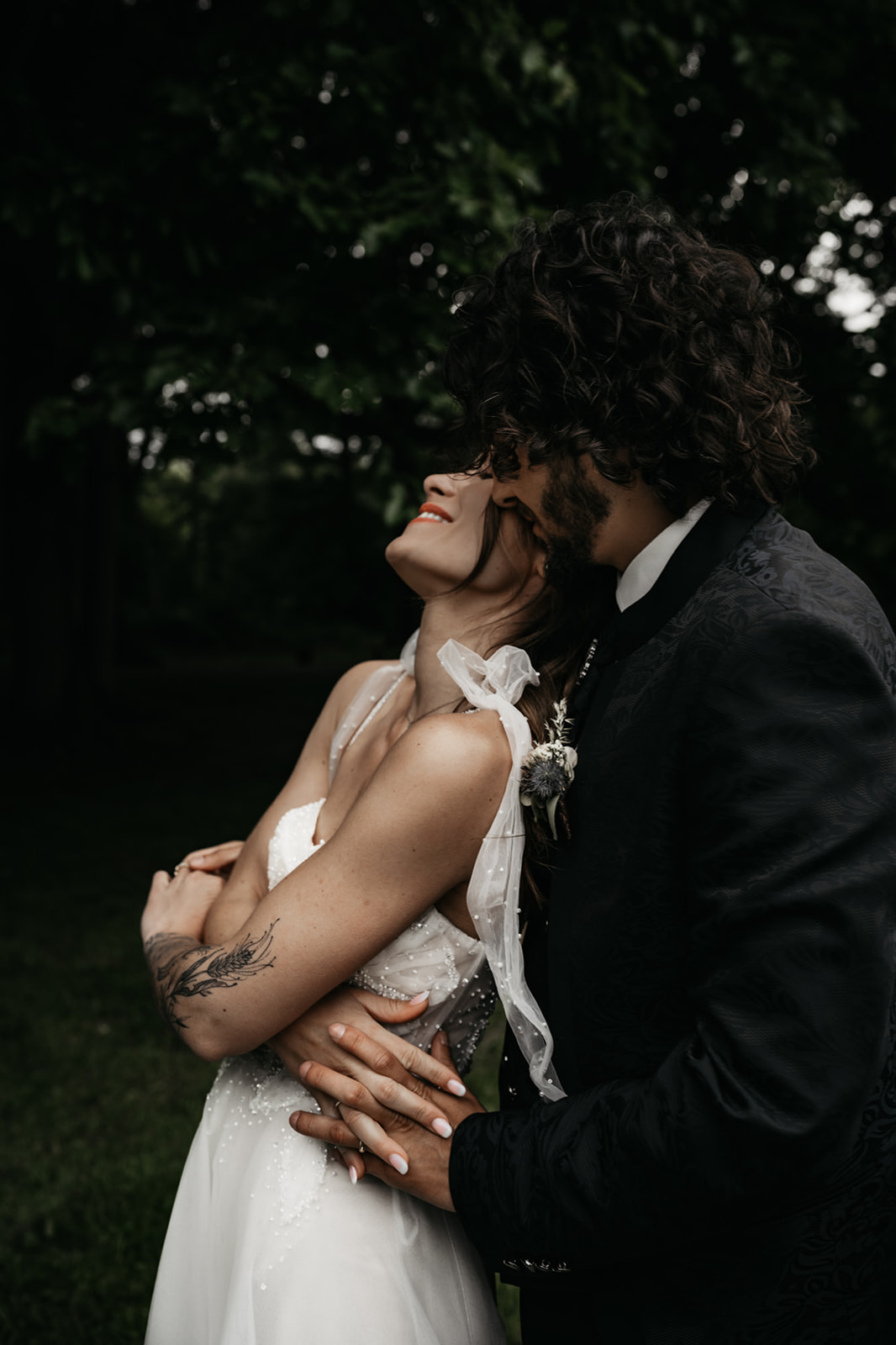 Johanna & Terry : Un mariage élégant et moderne à Rouen