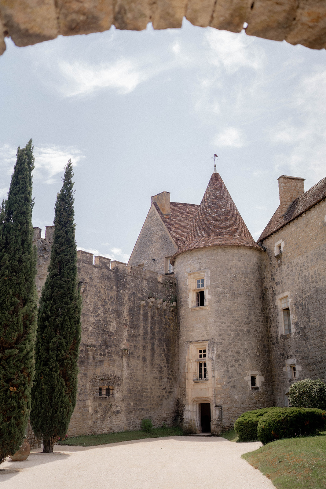 Candice & Armand : Un mariage au château de Cabrerets