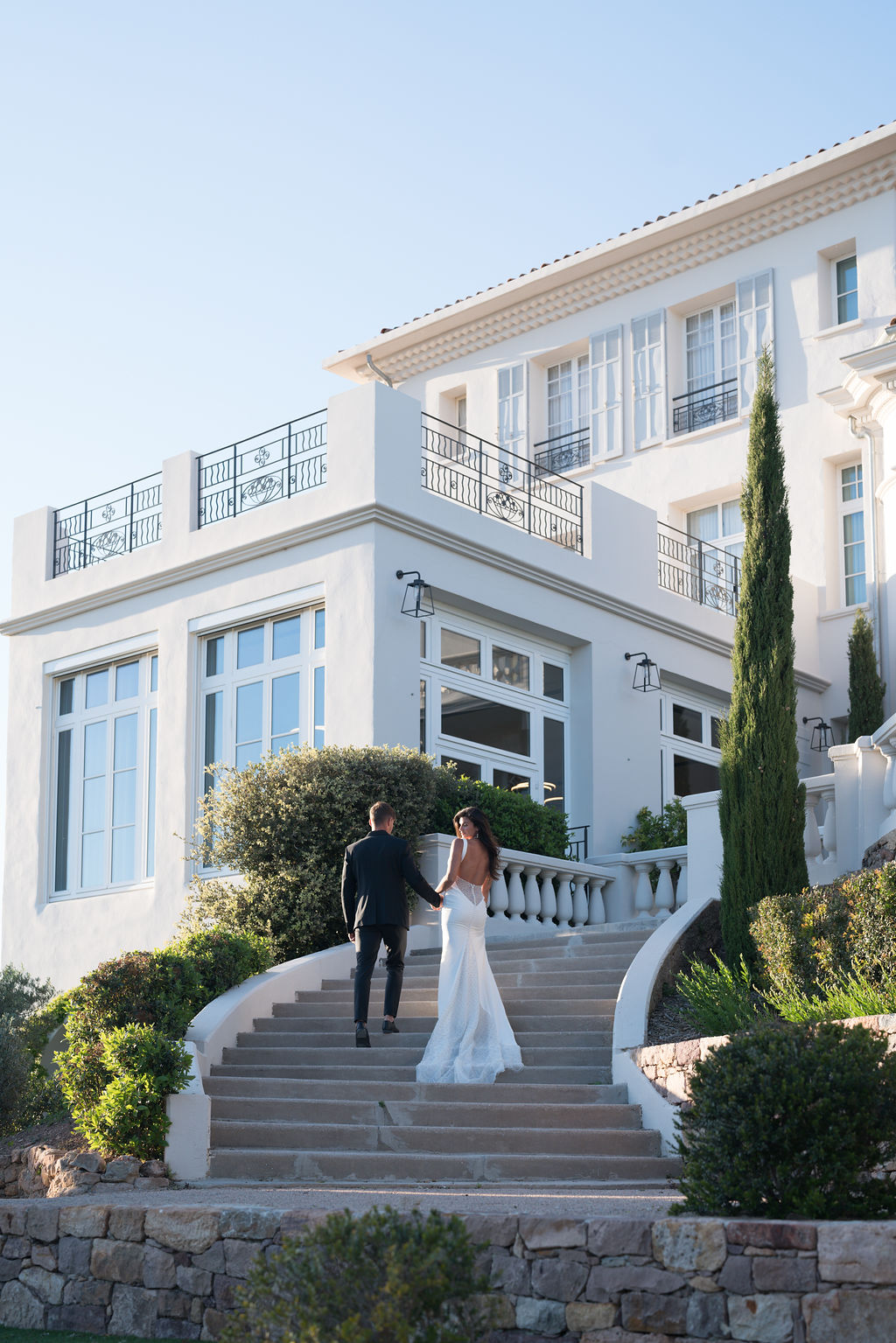 Inspiration : Pink Blossom & Blue Sea - Un mariage au Castel Bay