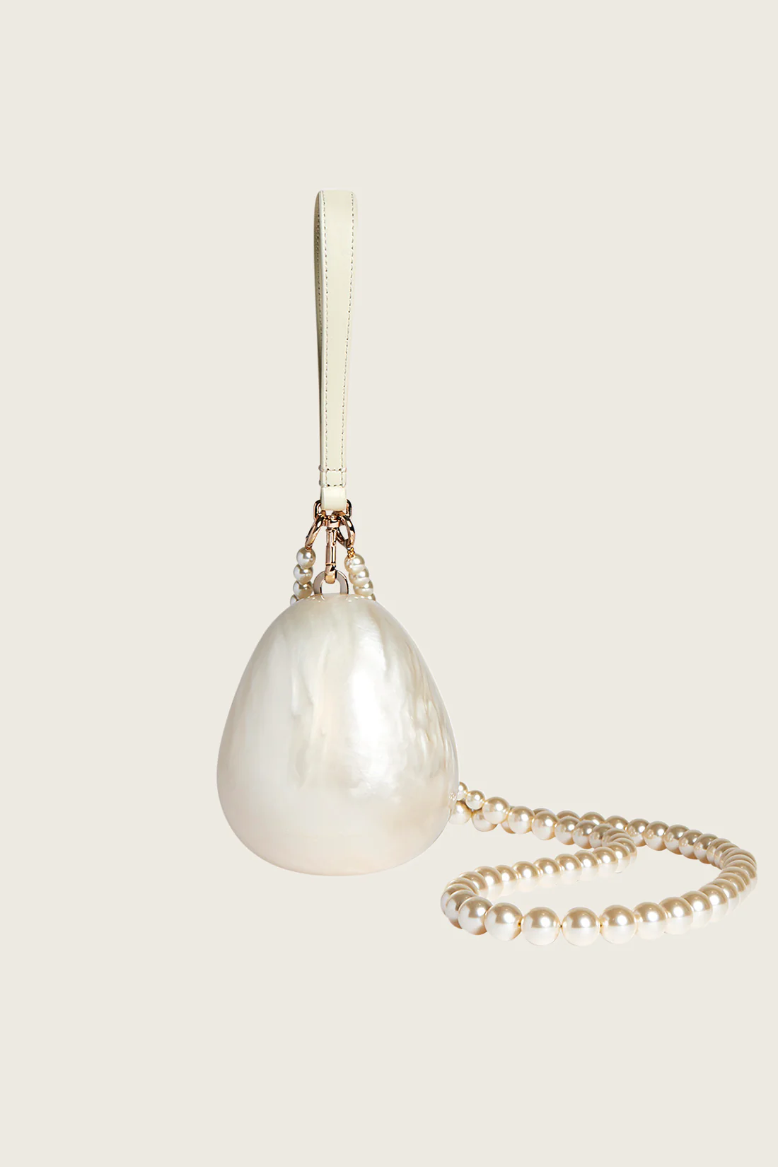 minaudière nacrée avec des perles simone rocha
