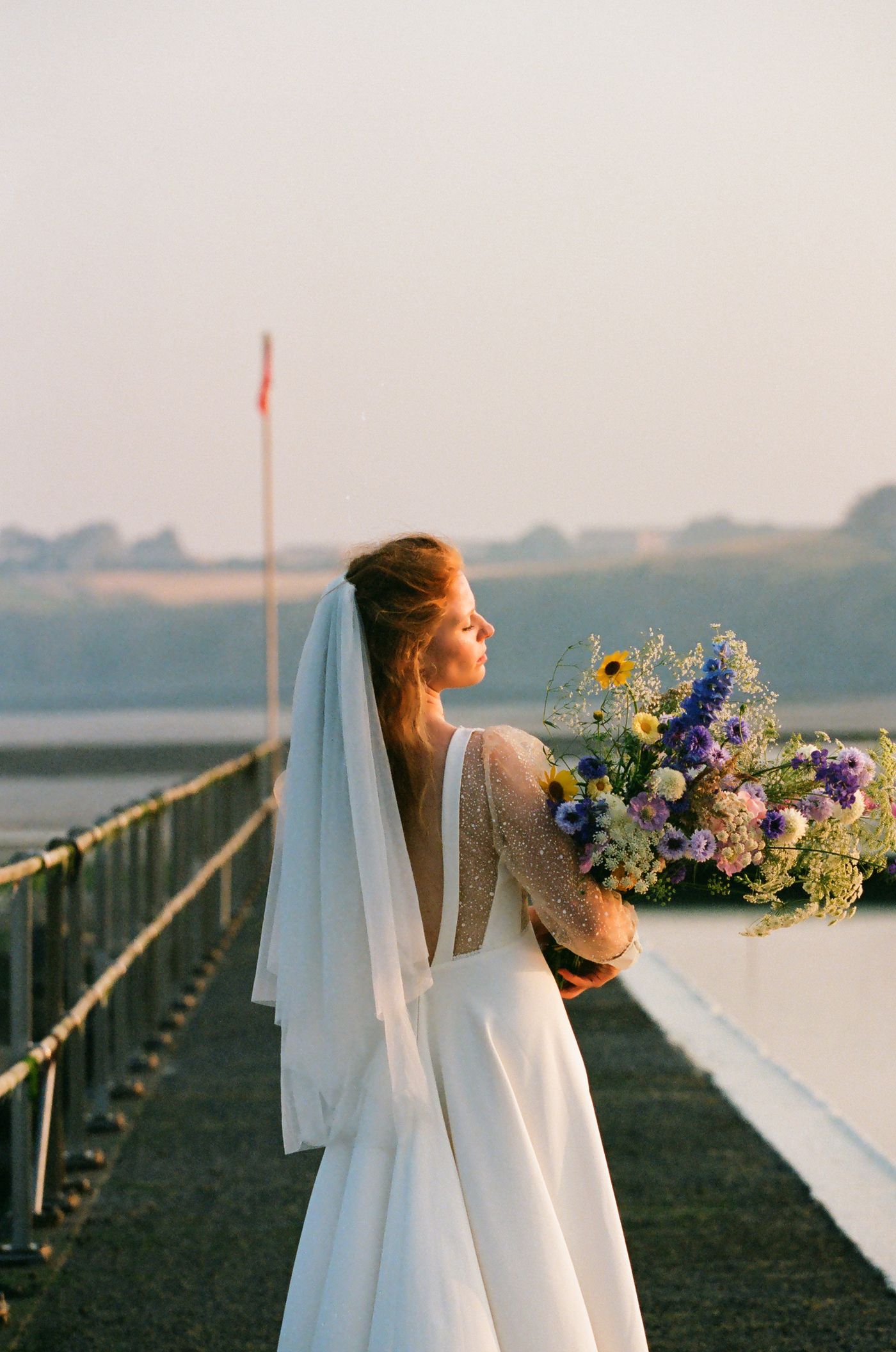 Éditorial : Carte Postale - Un mariage à Saint-Pair-sur-Mer