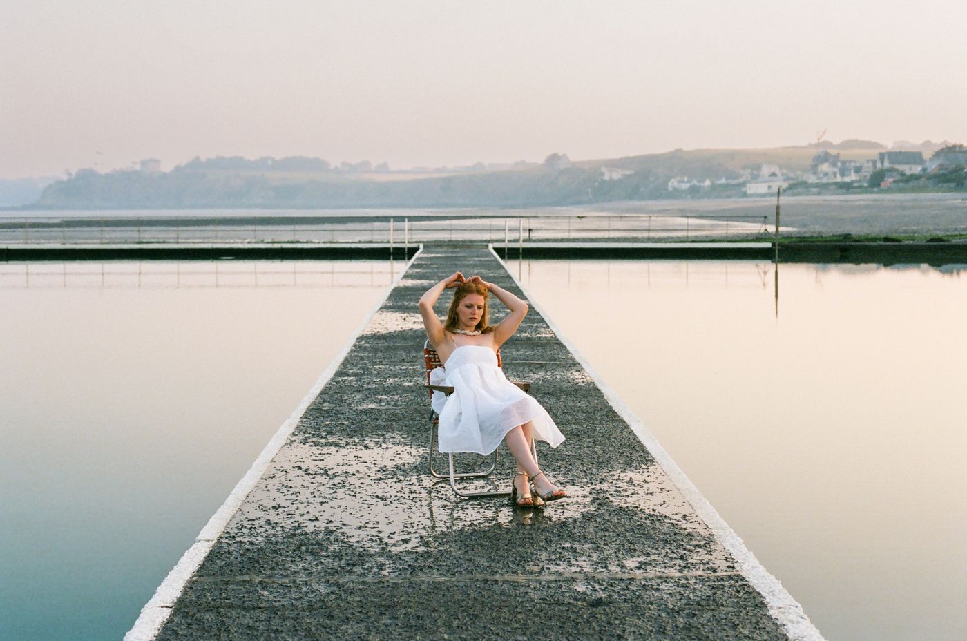 Éditorial : Carte Postale - Un mariage à Saint-Pair-sur-Mer