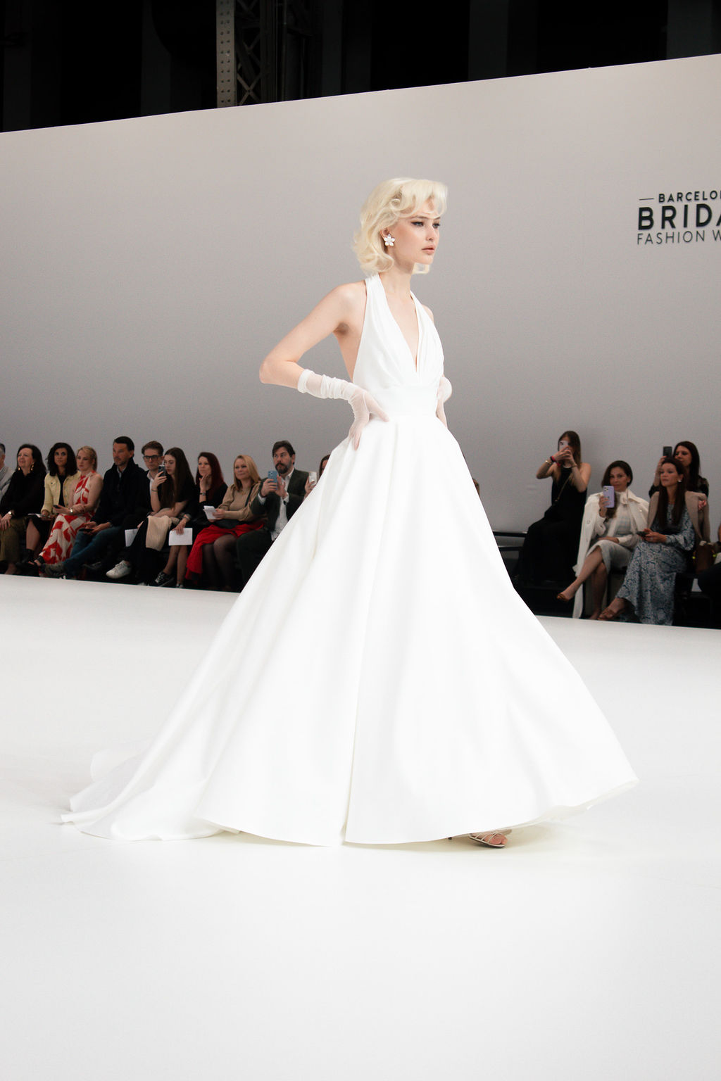 cymbeline robe de mariée wedding dress Barcelone 2025 bridal fashion week 